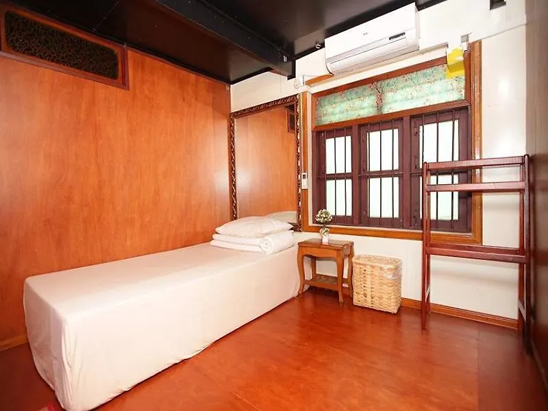 Okinawa Guest House Yangon
