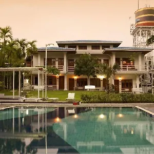 3* Hotel Myanmar Life