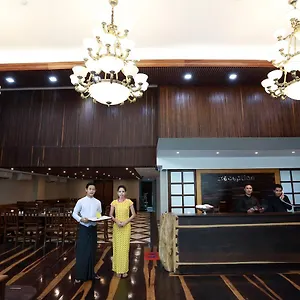 3* Hotel Tristar